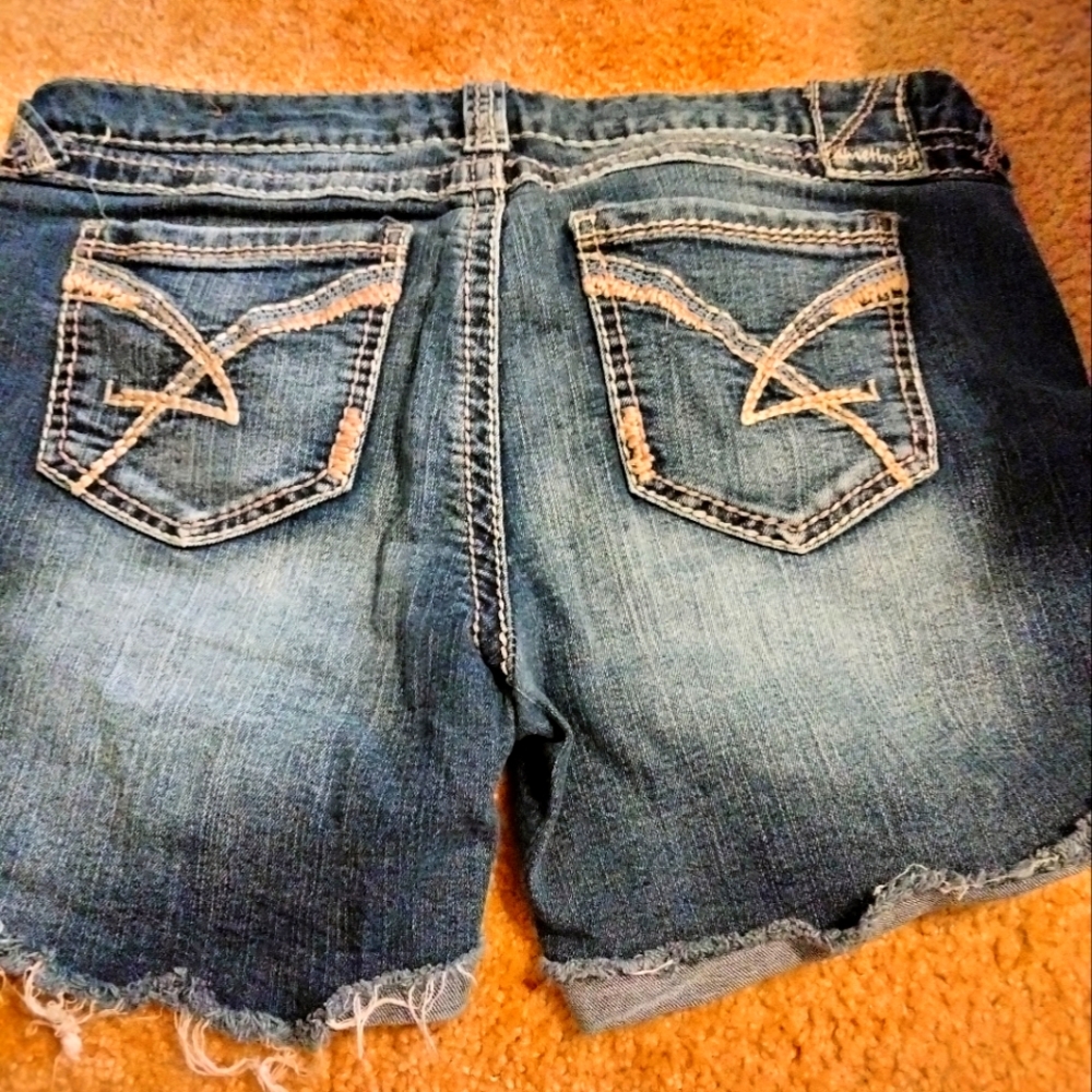 Jean shorts good condition size 11